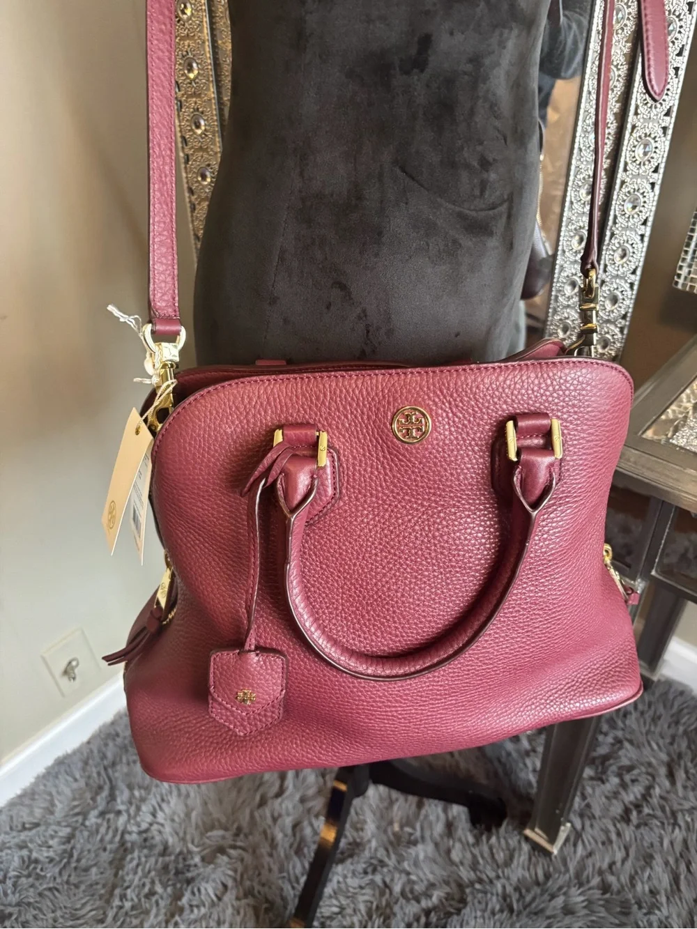 ⭐️Tory Burch Pebbled Robinson Open Dome Satchel NWT‎